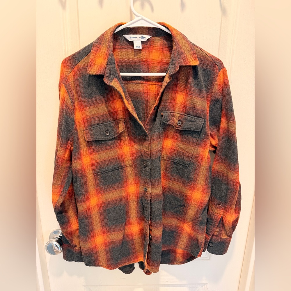 Old Navy Women’s Orange and Gray Plaid Button-Down Shirt